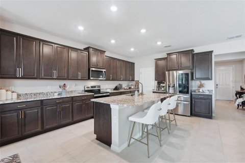 Villa ou maison à louer à Riverview, Floride: 4 chambres, 308.06 m2 № 2122396 - photo 11