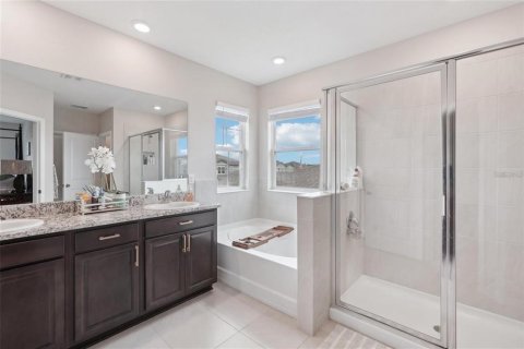 Villa ou maison à louer à Riverview, Floride: 4 chambres, 308.06 m2 № 2122396 - photo 22