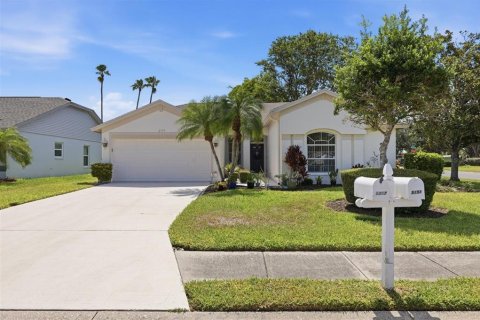 House in Bradenton, Florida 4 bedrooms, 189.61 sq.m. № 2202318