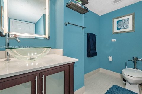 Copropriété à louer à Miami Beach, Floride: 2 chambres, 98.29 m2 № 2051591 - photo 6