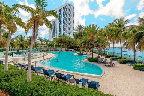Copropriété à louer à Miami Beach, Floride: 2 chambres, 98.29 m2 № 2051591 - photo 27