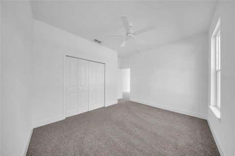 House in Ocala, Florida 3 bedrooms, 179.02 sq.m. № 1547844 - photo 24