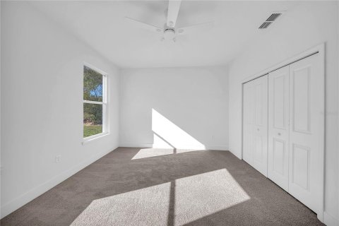 House in Ocala, Florida 3 bedrooms, 179.02 sq.m. № 1547844 - photo 25