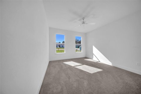 House in Ocala, Florida 3 bedrooms, 179.02 sq.m. № 1547844 - photo 20