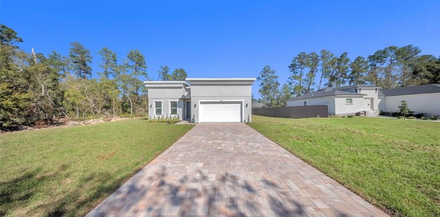 House in Ocala, Florida 3 bedrooms, 179.02 sq.m. № 1547844