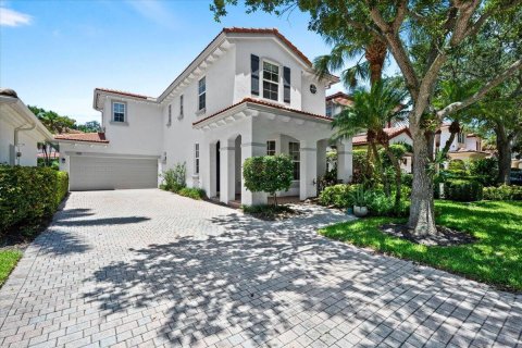 House in Palm Beach Gardens, Florida 3 bedrooms, 149.48 sq.m. № 2250252