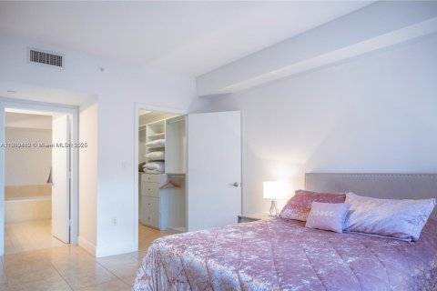 Copropriété à vendre à Aventura, Floride: 2 chambres, 116.78 m2 № 1966336 - photo 10