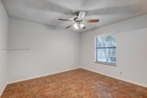 Condominio en venta en Boynton Beach, Florida, 2 dormitorios, 80.27 m2 № 2035493 - foto 8