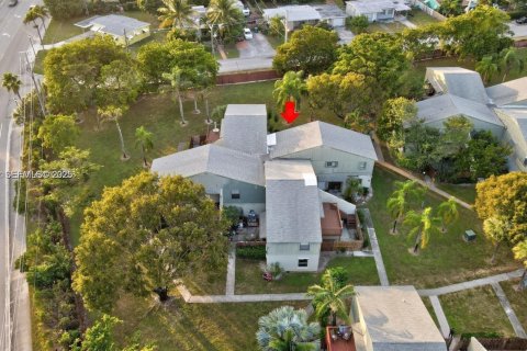 Condominio en venta en Boynton Beach, Florida, 2 dormitorios, 80.27 m2 № 2035493 - foto 14