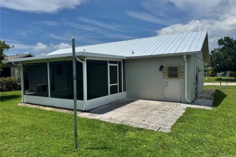House in Port Charlotte, Florida 2 bedrooms, 85.28 sq.m. № 1869176 - photo 21