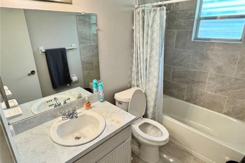 House in Port Charlotte, Florida 2 bedrooms, 85.28 sq.m. № 1869176 - photo 5