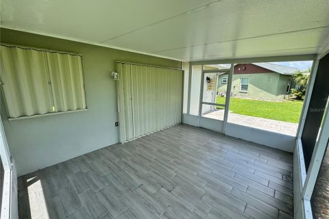 House in Port Charlotte, Florida 2 bedrooms, 85.28 sq.m. № 1869176 - photo 26