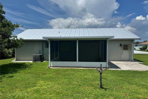 House in Port Charlotte, Florida 2 bedrooms, 85.28 sq.m. № 1869176 - photo 22