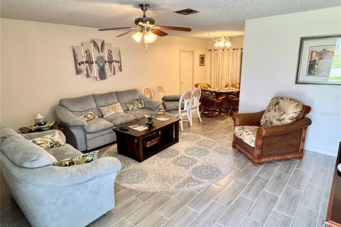 House in Port Charlotte, Florida 2 bedrooms, 85.28 sq.m. № 1869176 - photo 2
