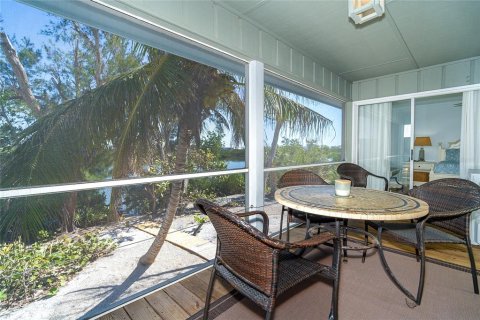 Duplex in Placida, Florida 2 bedrooms, 91.97 sq.m. № 1528162 - photo 22