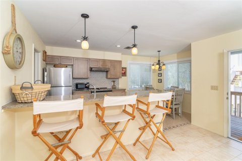 Duplex in Placida, Florida 2 bedrooms, 91.97 sq.m. № 1528162 - photo 9
