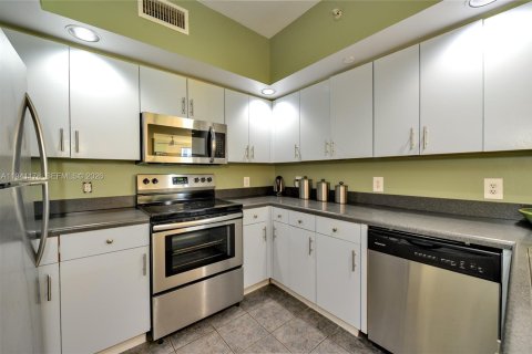 Copropriété à vendre à Fort Lauderdale, Floride: 2 chambres, 125.42 m2 № 1998109 - photo 14