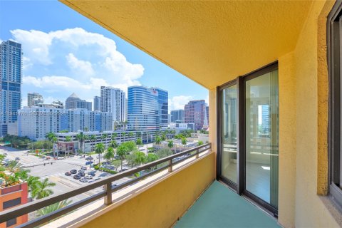 Copropriété à vendre à Fort Lauderdale, Floride: 2 chambres, 125.42 m2 № 1998109 - photo 7