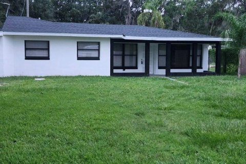 House in Lutz, Florida 5 bedrooms, 135.45 sq.m. № 1876236 - photo 26