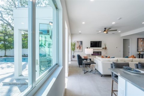 Casa en venta en Sarasota, Florida, 6 dormitorios, 254.83 m2 № 1246812 - foto 25