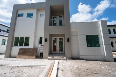 Casa en venta en Sarasota, Florida, 6 dormitorios, 254.83 m2 № 1246812 - foto 1