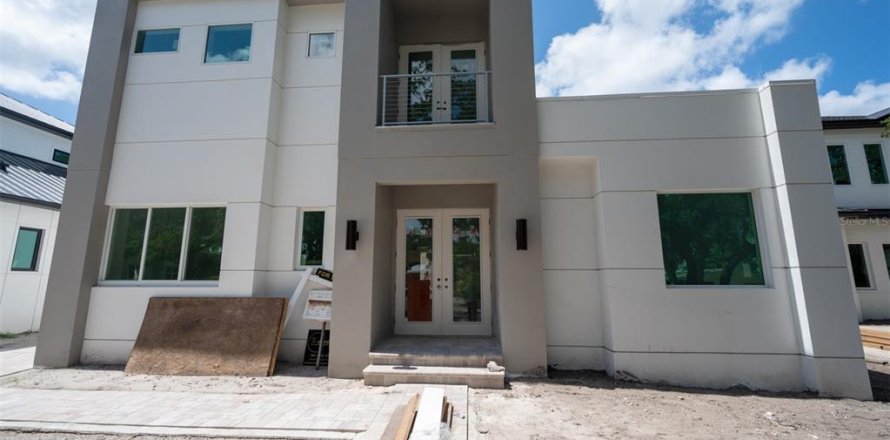 Casa en Sarasota, Florida 6 dormitorios, 254.83 m2 № 1246812
