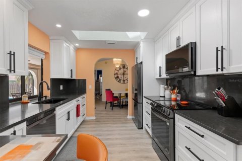 Casa en venta en Port Charlotte, Florida, 3 dormitorios, 200.85 m2 № 2418863 - foto 9