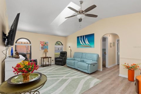 Casa en venta en Port Charlotte, Florida, 3 dormitorios, 200.85 m2 № 2418863 - foto 22