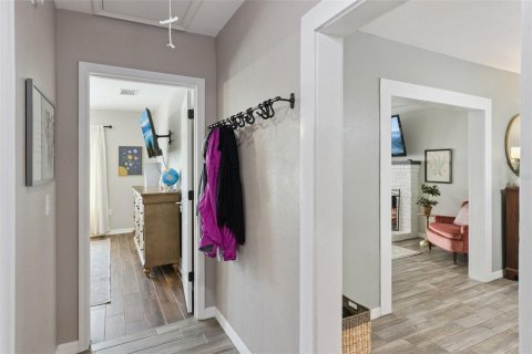 Купить виллу или дом в Уинтер-Хейвен, Флорида 3 комнаты, 153.47м2, № 2204705 - фото 20