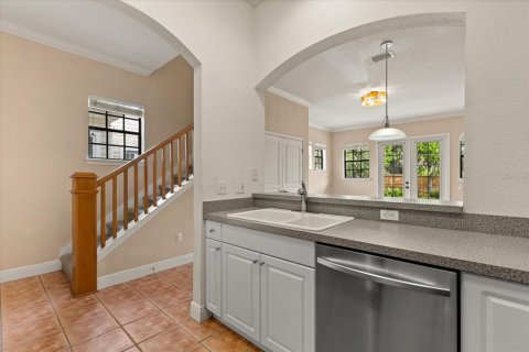 Commercial property in Orlando, Florida 6 bedrooms, 308.81 sq.m. № 1898501 - photo 28