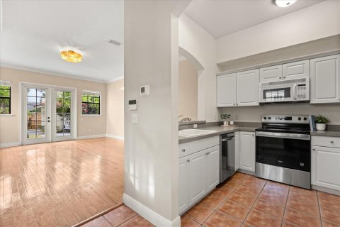 Commercial property in Orlando, Florida 6 bedrooms, 308.81 sq.m. № 1898501 - photo 30