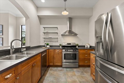 Commercial property in Orlando, Florida 6 bedrooms, 308.81 sq.m. № 1898501 - photo 8