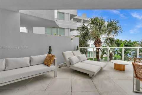 Condo in Bay Harbor Islands, Florida, 2 bedrooms  № 1741286 - photo 6