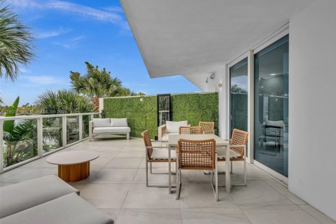 Condo in Bay Harbor Islands, Florida, 2 bedrooms  № 1741286 - photo 9