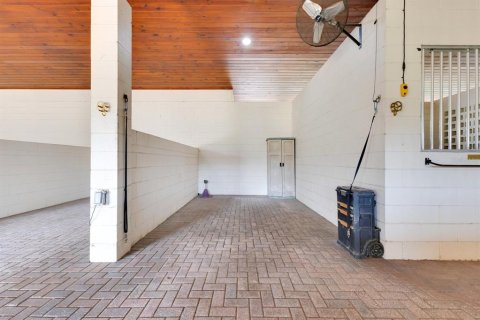 Casa en venta en Geneva, Florida, 1 dormitorio, 285.3 m2 № 1559978 - foto 27