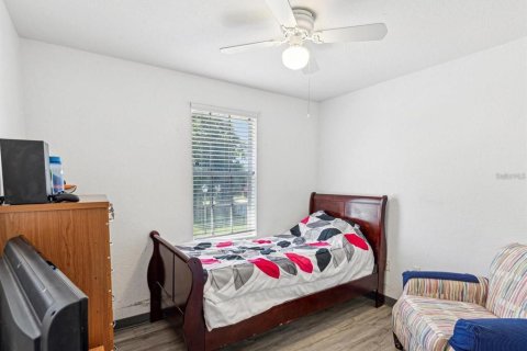 Commercial property in Safety Harbor, Florida 355.35 sq.m. № 1913095 - photo 10