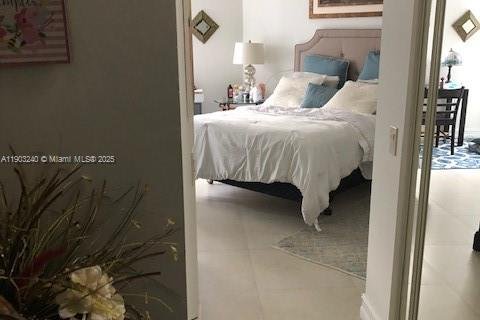 Снять в аренду кондоминиум в Авентура, Флорида 2 спальни, 110.27м2, № 1956777 - фото 14