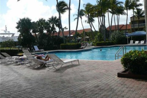 Снять в аренду кондоминиум в Авентура, Флорида 2 спальни, 110.27м2, № 1956777 - фото 18