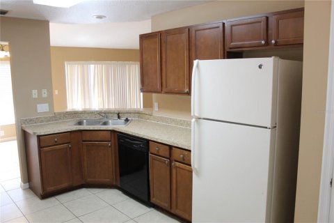 Villa ou maison à louer à Tampa, Floride: 3 chambres, 132.39 m2 № 2419857 - photo 6