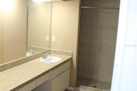Villa ou maison à louer à Tampa, Floride: 3 chambres, 132.39 m2 № 2419857 - photo 15