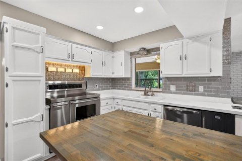 Villa ou maison à vendre à Orlando, Floride: 4 chambres, 219.9 m2 № 2407005 - photo 23