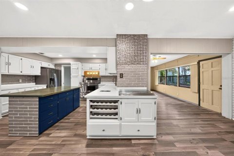 Villa ou maison à vendre à Orlando, Floride: 4 chambres, 219.9 m2 № 2407005 - photo 15