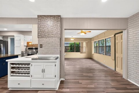 Villa ou maison à vendre à Orlando, Floride: 4 chambres, 219.9 m2 № 2407005 - photo 14