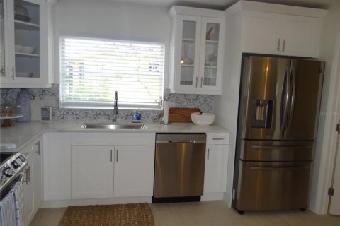Casa en alquiler en Punta Gorda, Florida, 3 dormitorios, 175.4 m2 № 2233949 - foto 6
