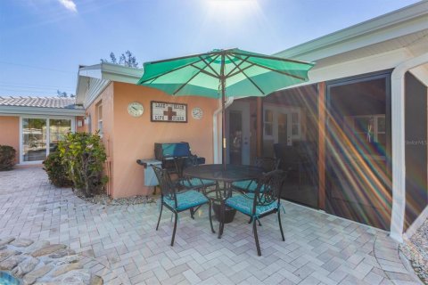 Casa en venta en Holmes Beach, Florida, 2 dormitorios, 176.14 m2 № 1798400 - foto 4