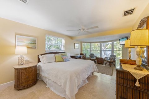 Casa en venta en Holmes Beach, Florida, 2 dormitorios, 176.14 m2 № 1798400 - foto 30