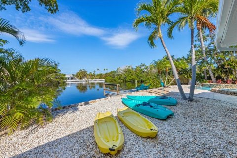 Casa en venta en Holmes Beach, Florida, 2 dormitorios, 176.14 m2 № 1798400 - foto 11