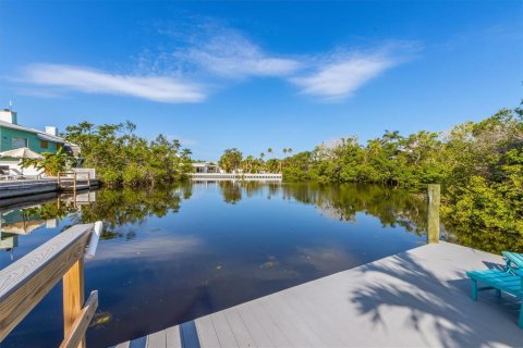 Casa en venta en Holmes Beach, Florida, 2 dormitorios, 176.14 m2 № 1798400 - foto 10