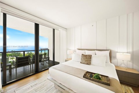 Condo in Miami Beach, Florida, 2 bedrooms  № 1981517 - photo 30