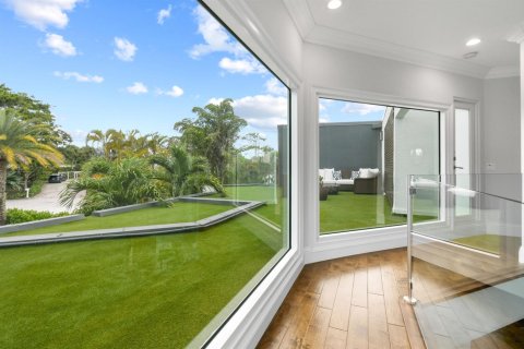 House in Jupiter, Florida 5 bedrooms, 437.29 sq.m. № 2087904 - photo 23